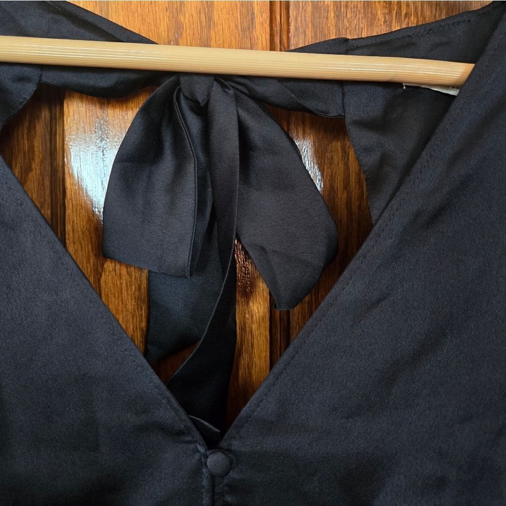 Abercrombie Open Back Top with Two Bow Ties Silky… - image 8